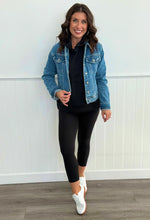 Load image into Gallery viewer, Judy Blue Vintage Denim Jacket
