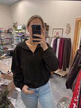 Load image into Gallery viewer, Scuba 1/2 Zip