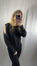 Load image into Gallery viewer, Black Cold Shoulder Long Sleeve Top